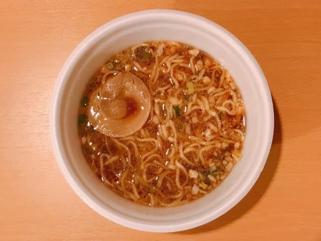 カップラーメン